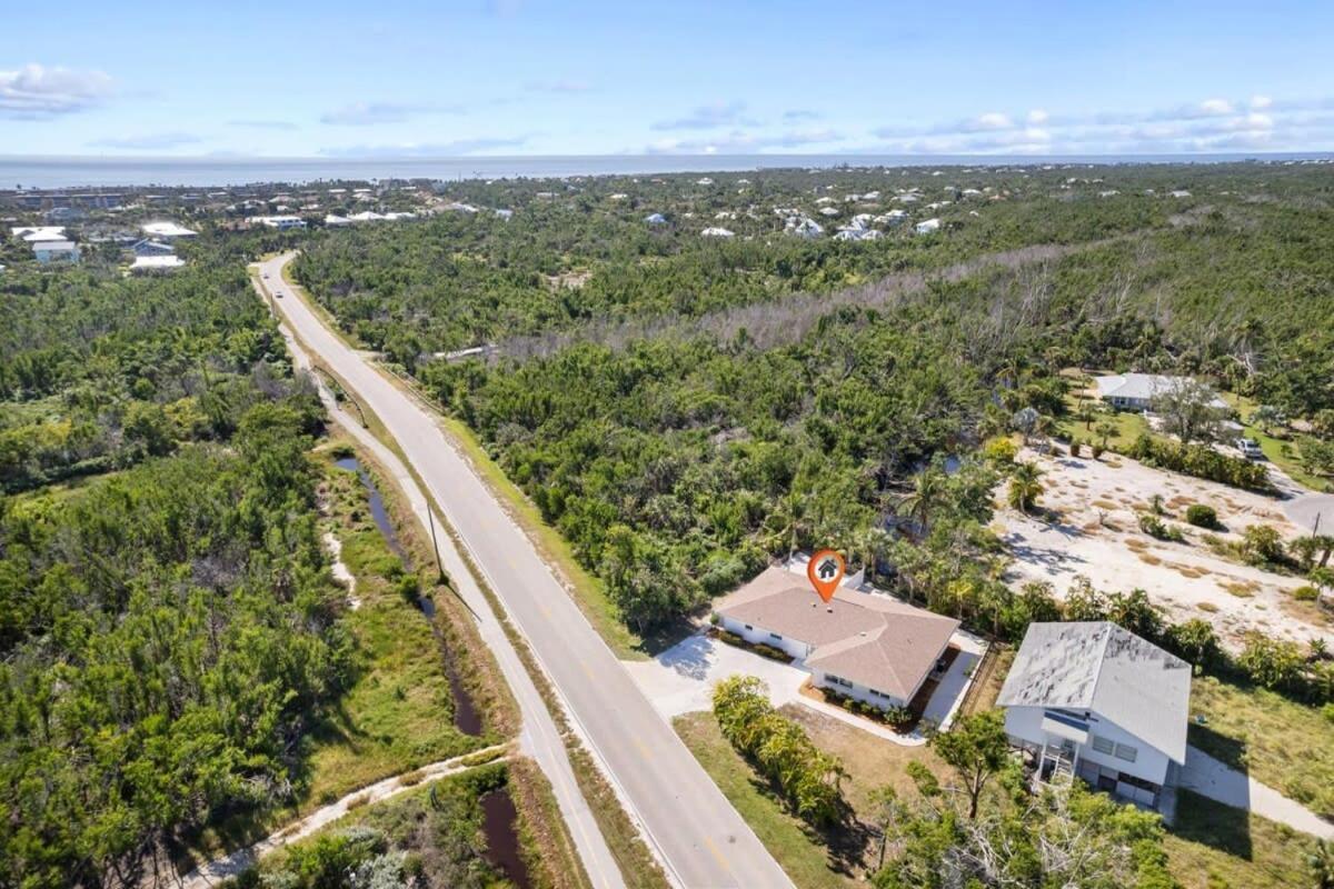 Newly Renovated Ground Level Home On Sanibel River Bagian luar foto